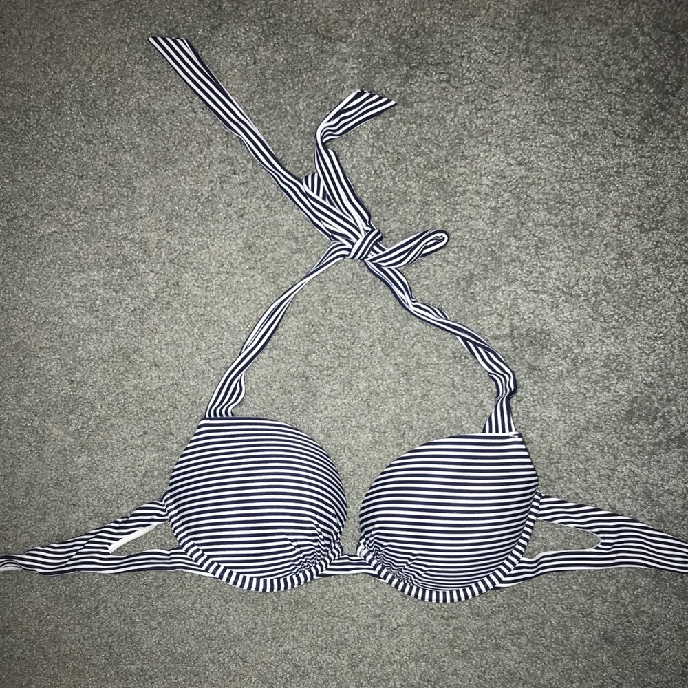 Bikini top